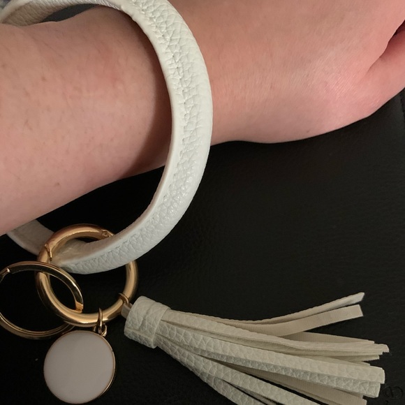 Keychain bracelet - Picture 2 of 2